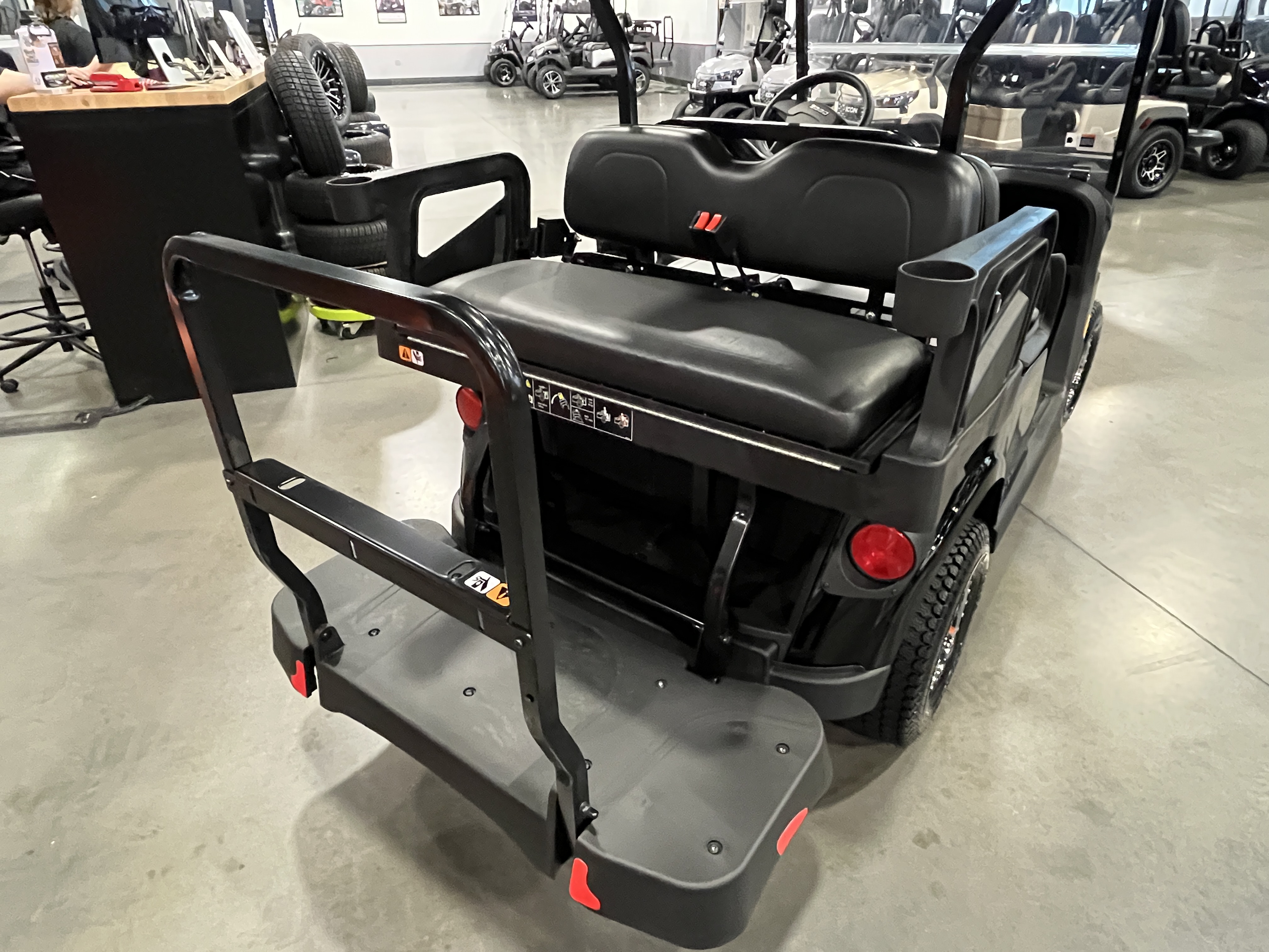 2026 E-Z-GO RXV 4 Valor S EX1 Sport Golf Car - Gas