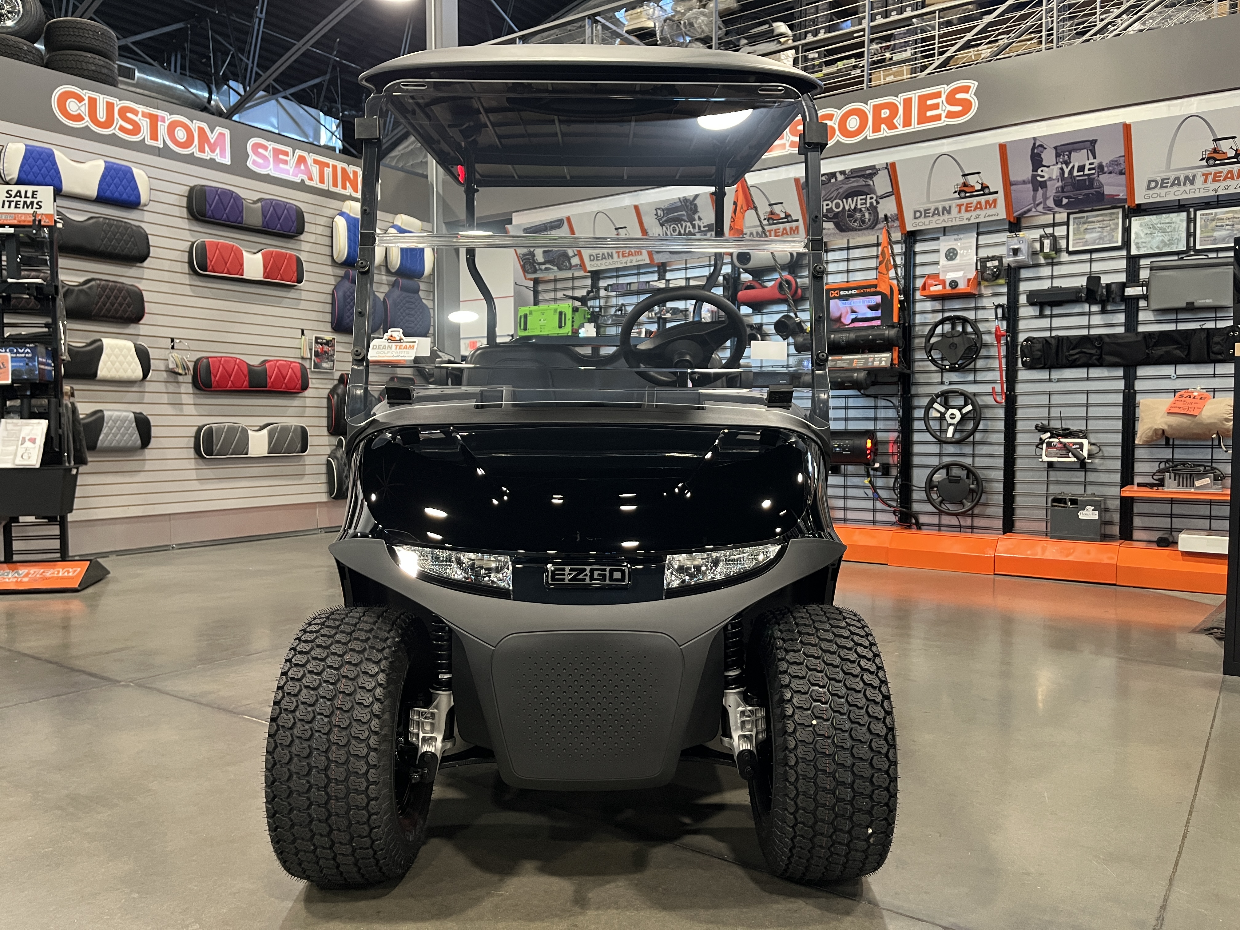 2026 E-Z-GO RXV 4 Valor S EX1 Sport Golf Car - Gas