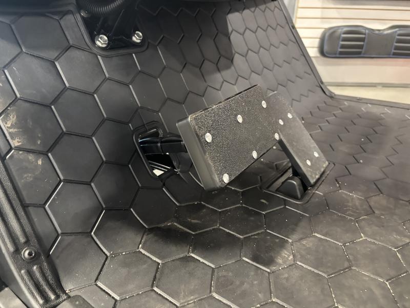 2027 E-Z-GO Express 6 Summit X ELiTE Lithium Golf Car