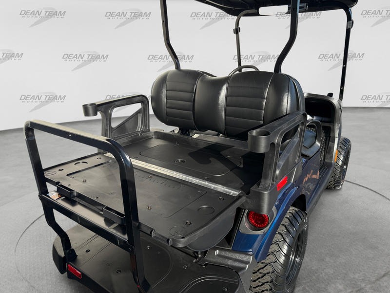 2027 E-Z-GO Liberty 4 X 13.5-hp Gas Powertrain Golf Car - Gas
