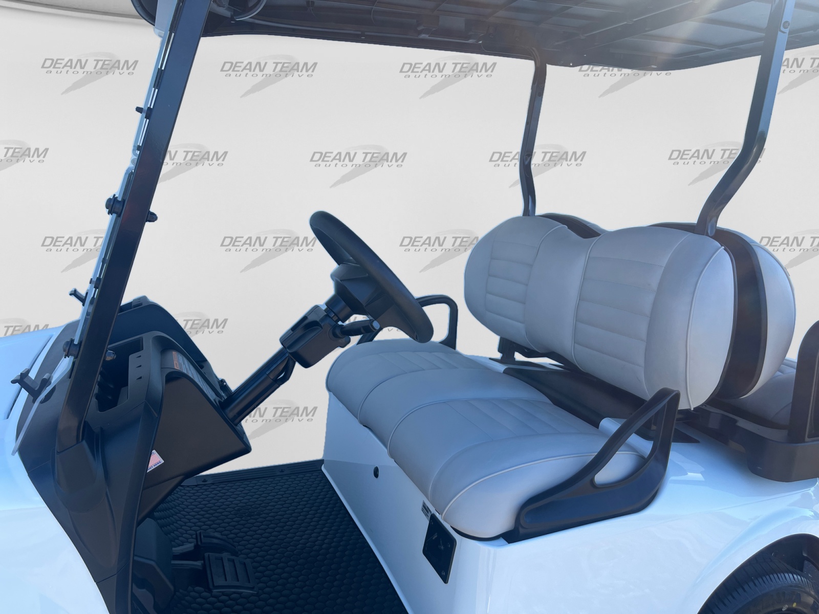 2027 E-Z-GO Liberty 4 X ELiTE Lithium Powertrain Golf Car - Electric