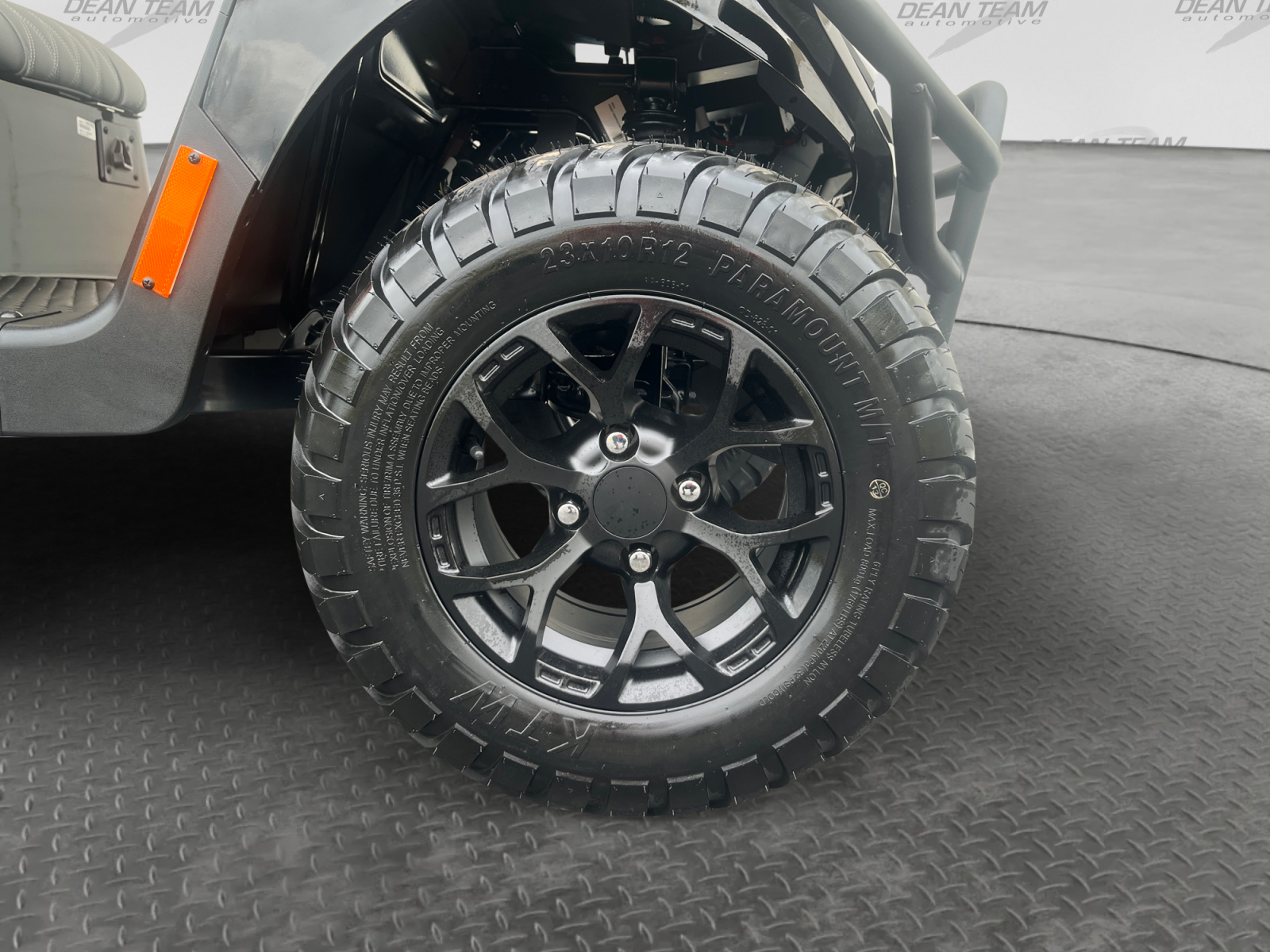 2027 E-Z-GO Liberty 4 XT ELiTE Lithium Powertrain Golf Car - Electric