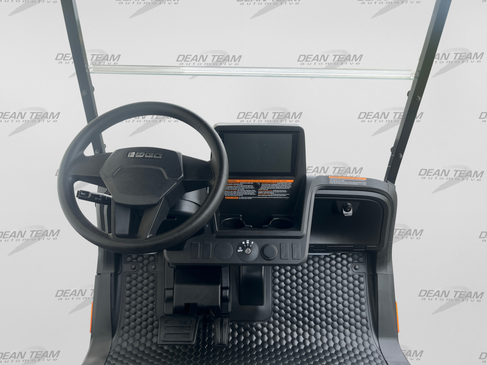 2027 E-Z-GO Liberty 4 XT ELiTE Lithium Powertrain Golf Car - Electric