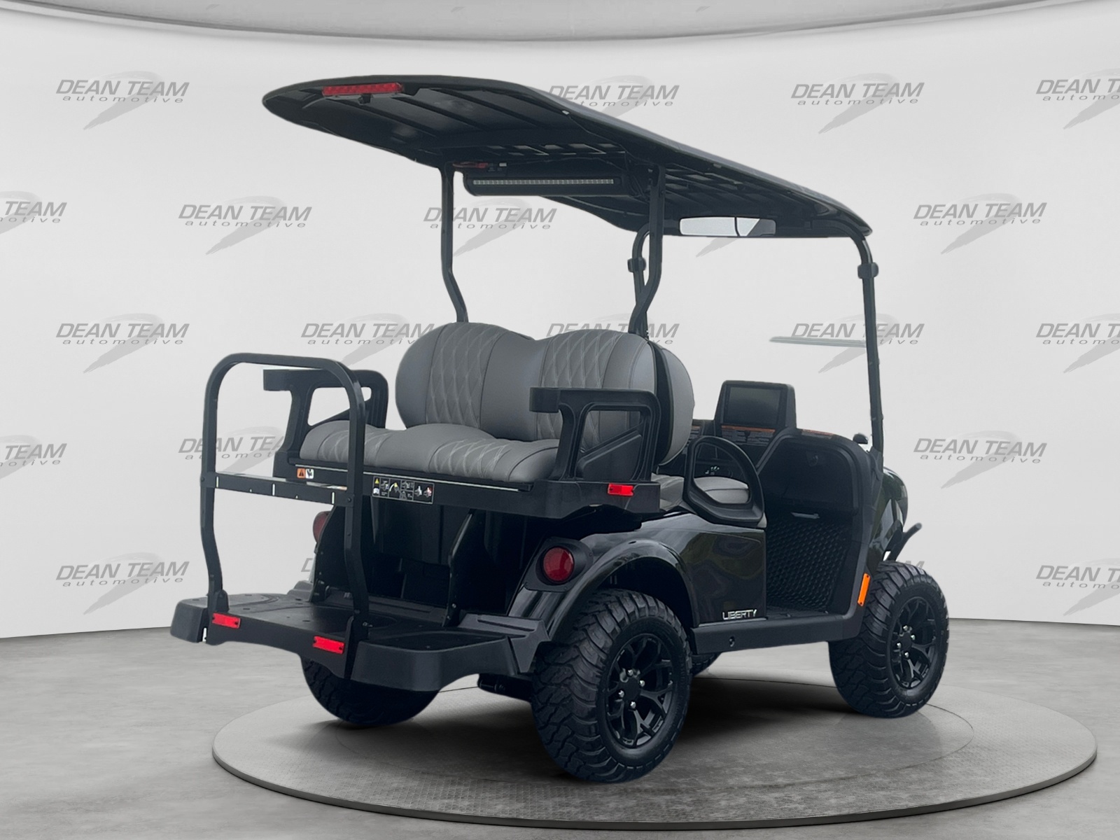 2027 E-Z-GO Liberty 4 XT ELiTE Lithium Powertrain Golf Car - Electric