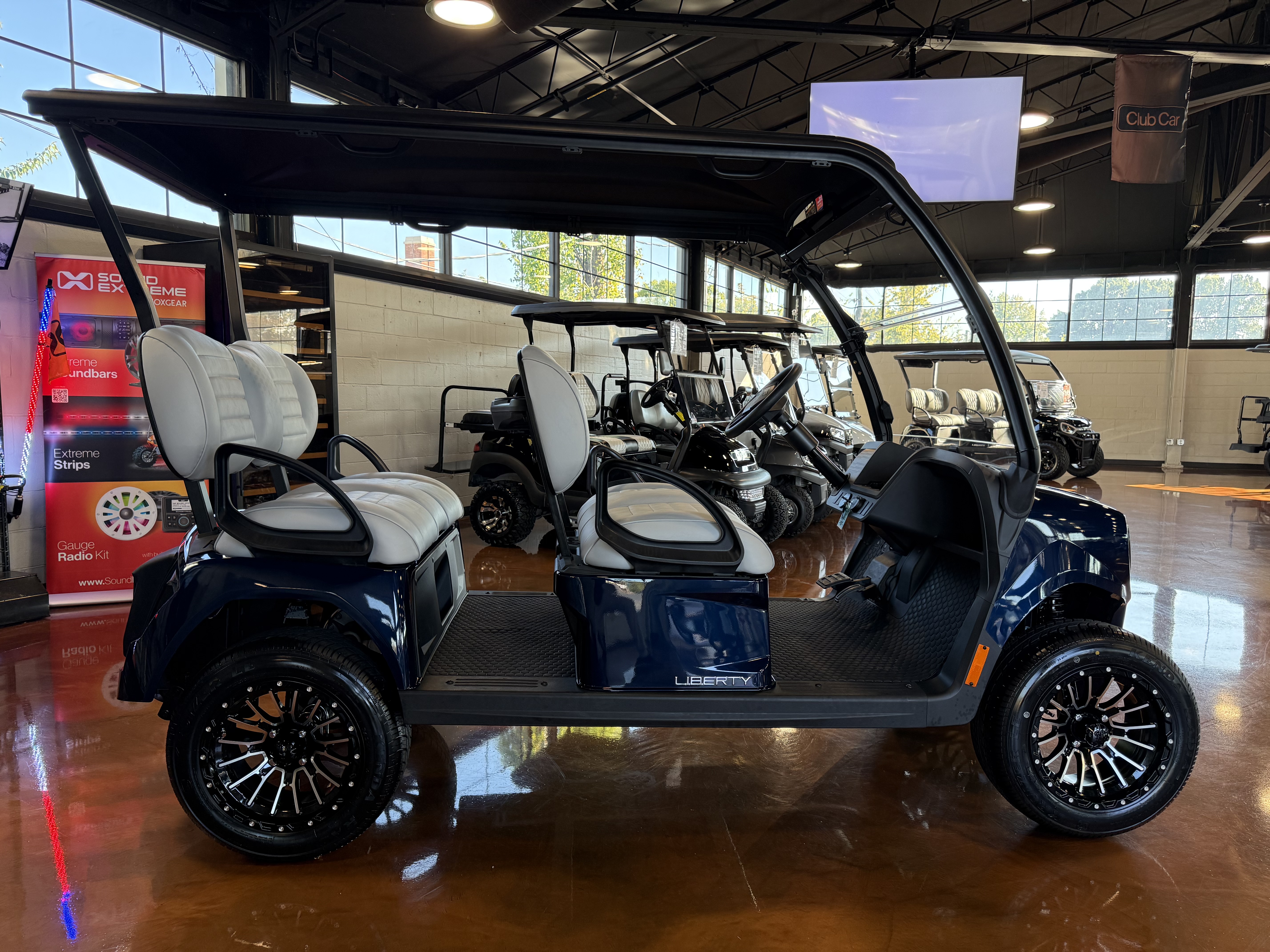 2027 E-Z-GO Liberty 4F X ELiTE Lithium Powertrain Golf Car - Electric
