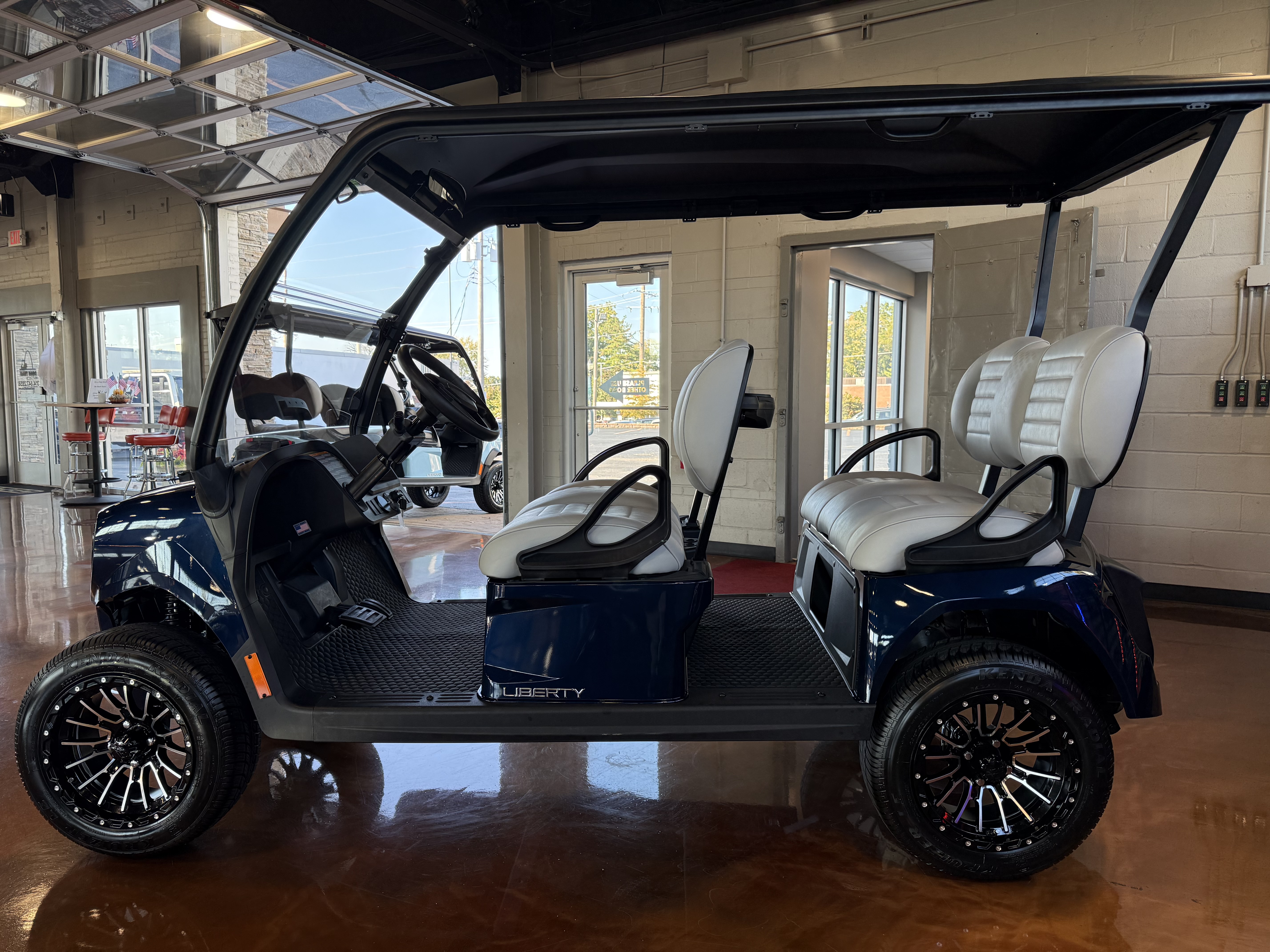 2027 E-Z-GO Liberty 4F X ELiTE Lithium Powertrain Golf Car - Electric