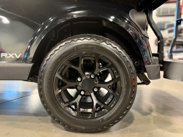 2027 E-Z-GO RXV 4 Freedom 13.5-hp Gas Golf Car