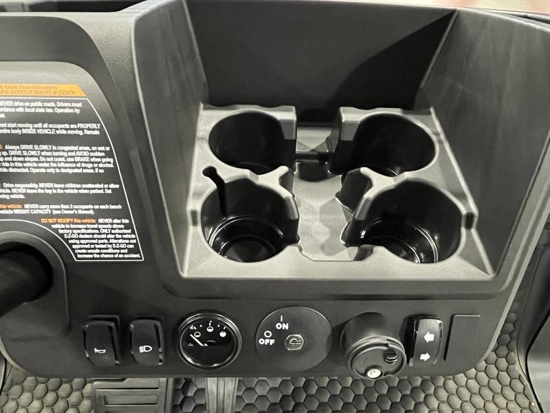 2027 E-Z-GO RXV 4 Valor S 13.5-hp Gas Golf Car - Gas