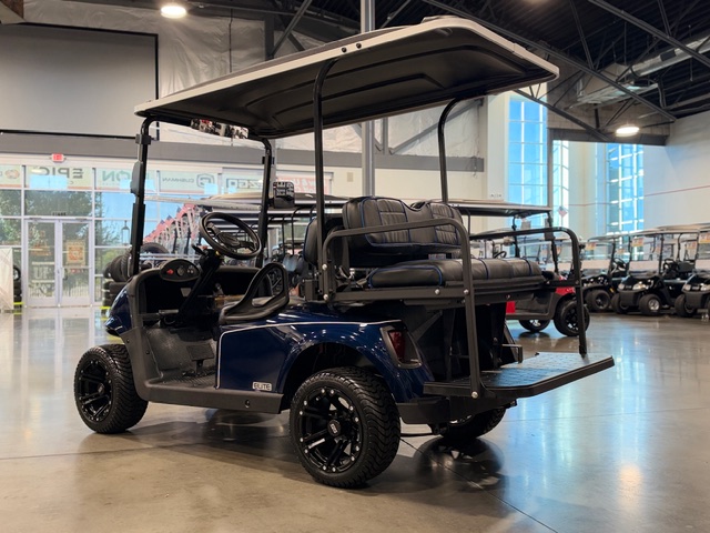 2021 E-Z-GO Freedom RXV Golf Car