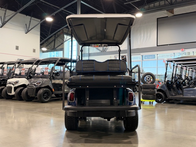 2021 E-Z-GO Freedom RXV Golf Car